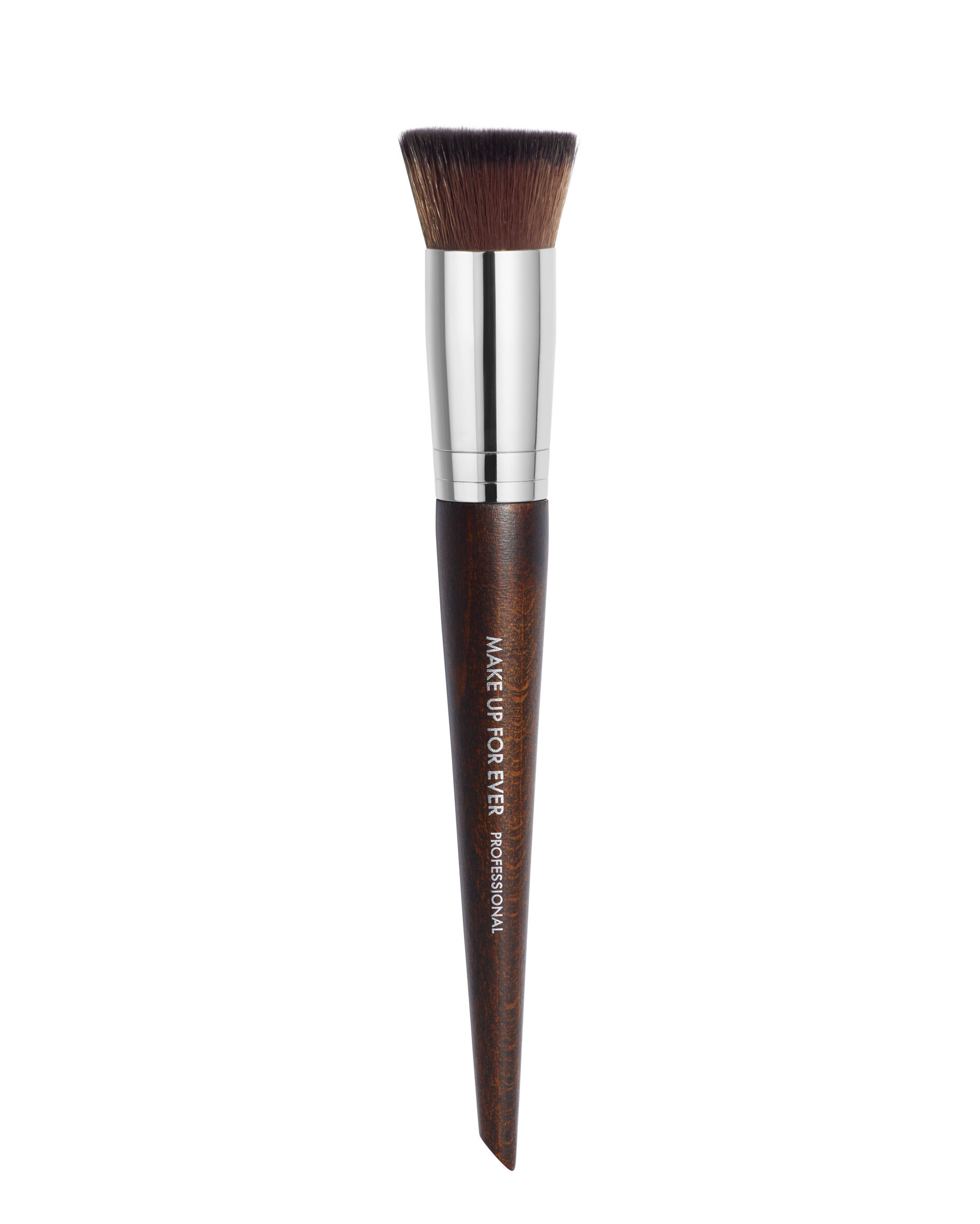 watertone foundation brush   فرشاة ميكب لتطبيق الفاونديشن