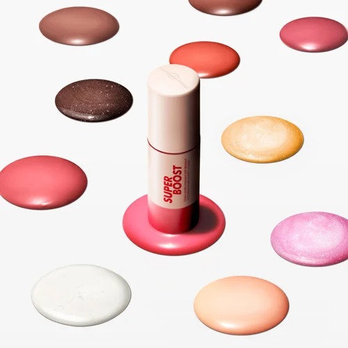 Shimmery or semi-matte look